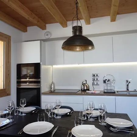 Caseblanche - Pomme De Pin Mae-0144 Chalet